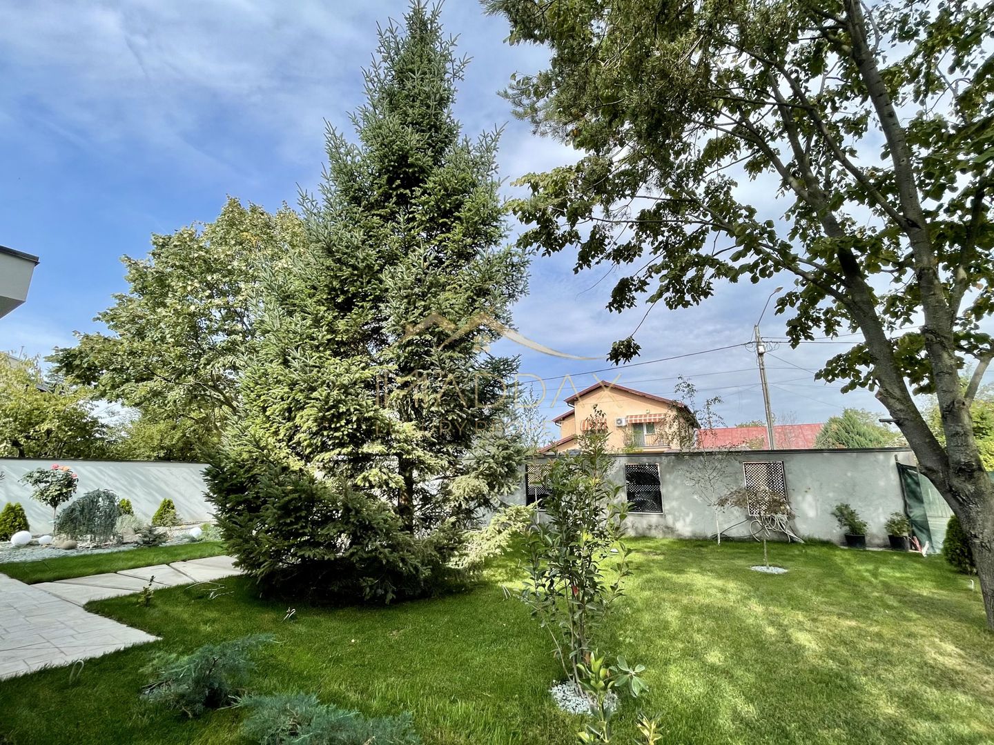 Vila cu 5 camere // * 565 mp gradina* // Tunari - Poză 68