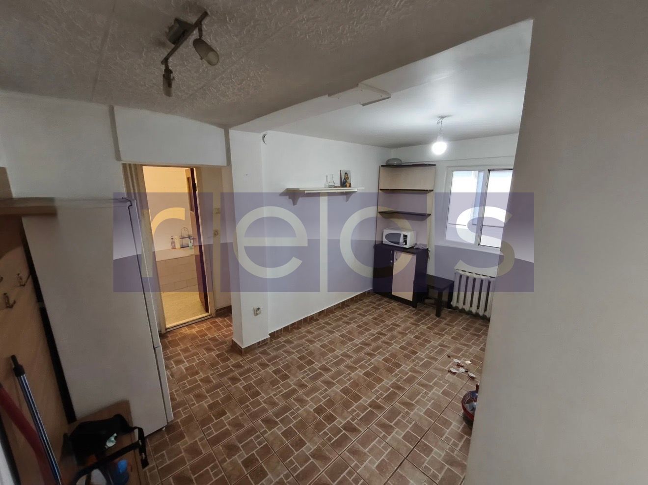 VANZARE 2 CAMERE | ZONA TITAN | BLOC REABILITAT - Poză 5