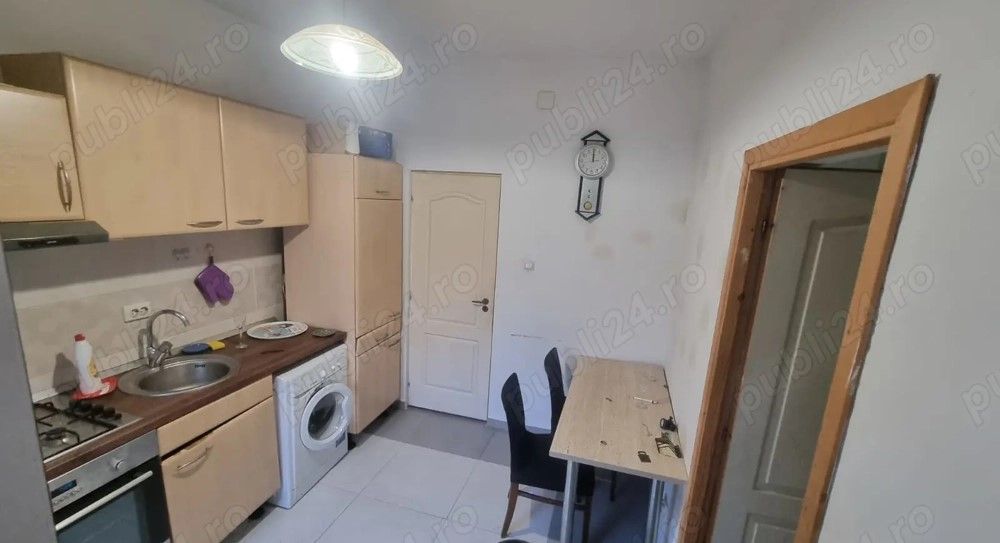 Apartament 1 camera curte comuna cu  centrala - Poză 4