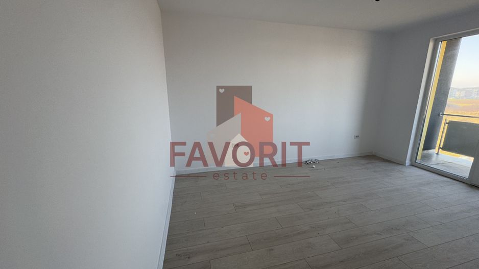 Disponibil imediat. Decomandat. TVA 21% inclus in pret - Poză 5