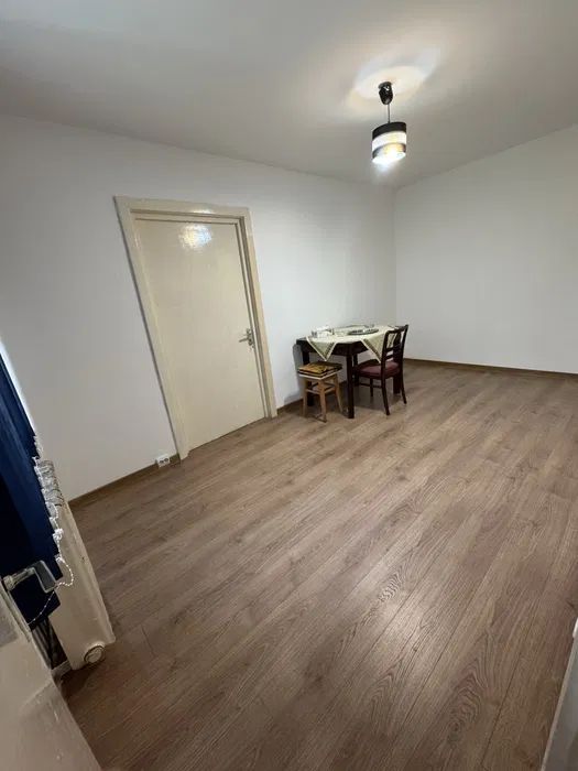 COMISION 0% | Apartament 2 Camere | Zona Sagului | Etaj 1 | Renovat - Poză 2