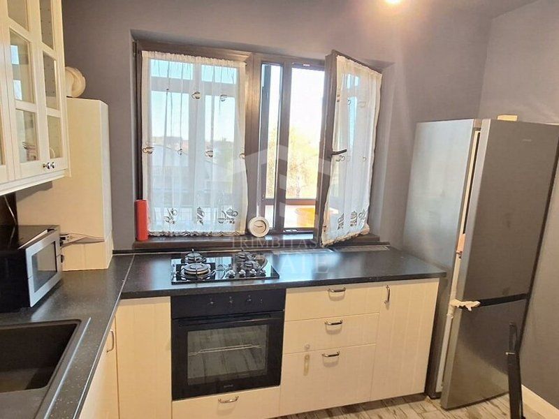 Apartament 3 camere decomandat Dobroiesti Doinei - Poză 5