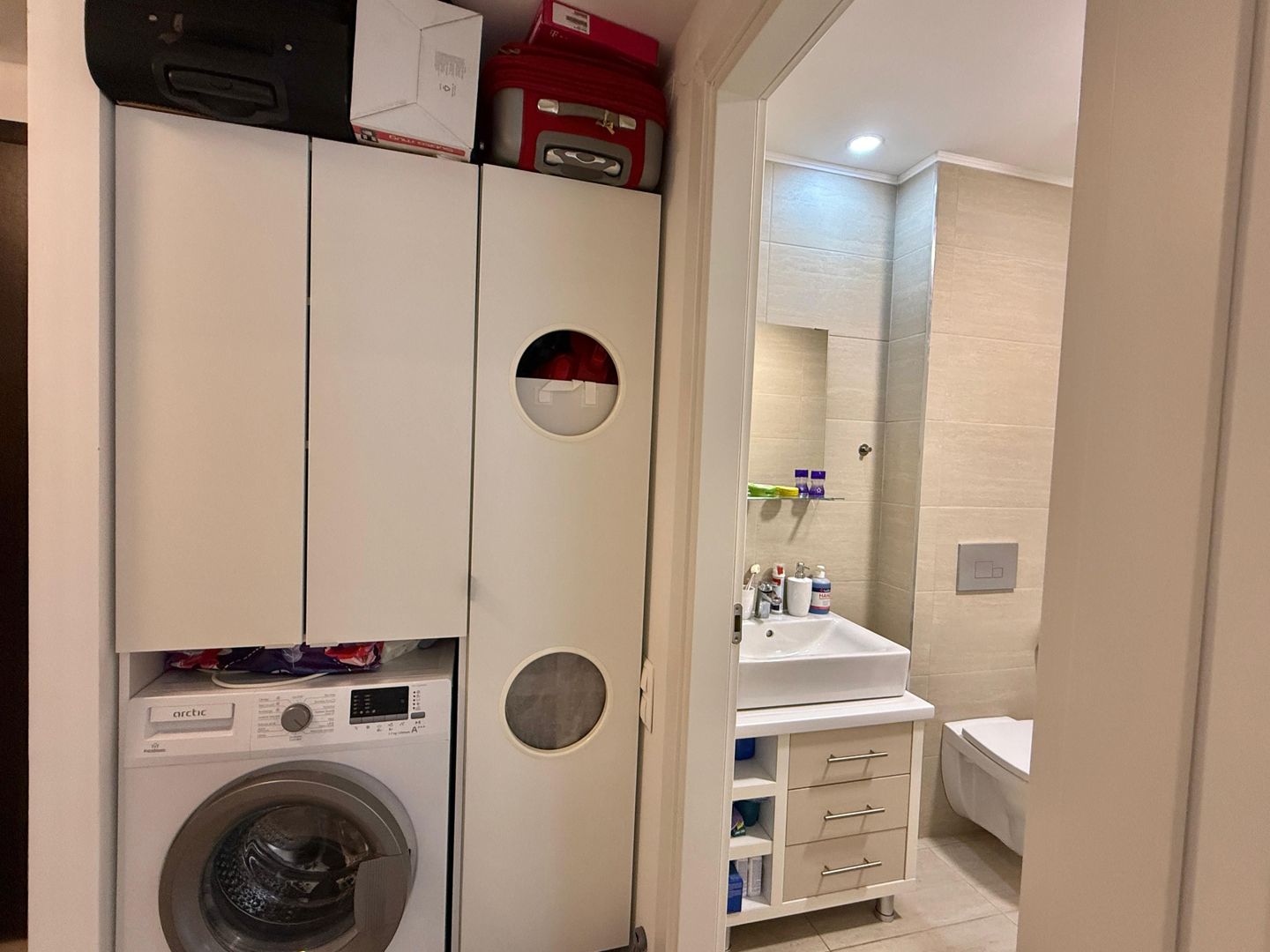 COSMOPOLIS - Apartament cu 2 camere si parcare, mobilat si utilat. - Poză 7