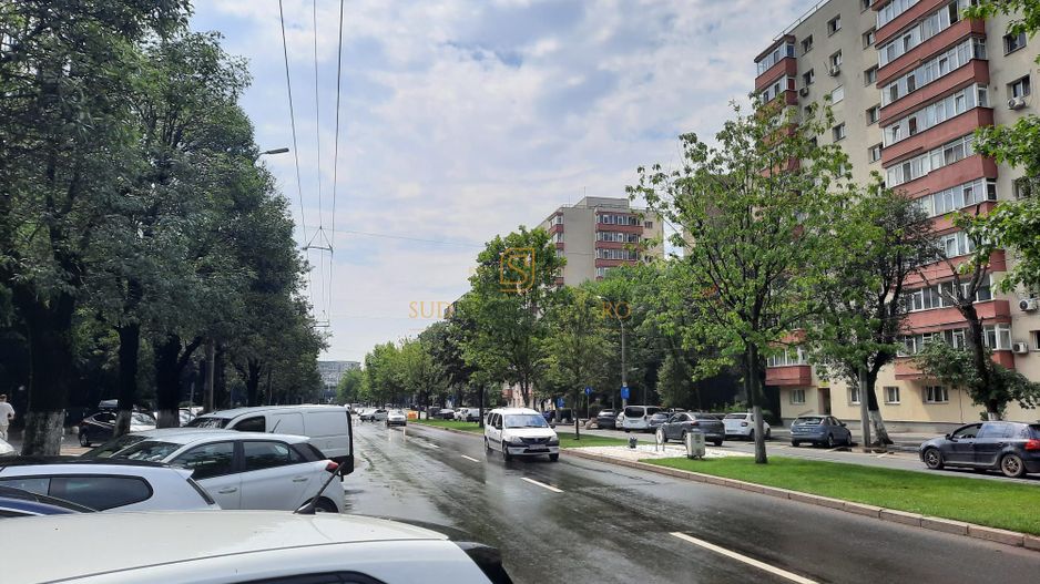 3 Camere Decomandat, Etaj 1, Aproape Metrou Piata Sudului - Poză 1