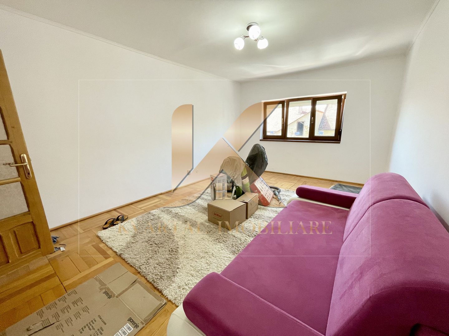 Apartament 2 camere, 55mp Zona Centrală ! Negociabil - Poză 1