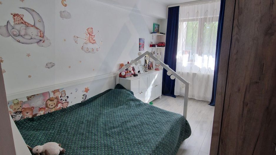 Apartament cu 3 camere 2 dormitoare 80 mp utili etaj 1 Doamna Stanca - Poză 9