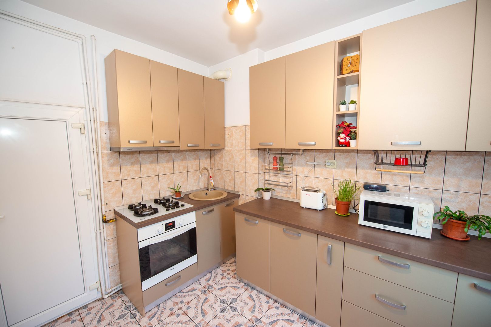 Apartament cu 2 camere de vanzare Metrou Grivita Strada Stefan Stoika - Poză 17