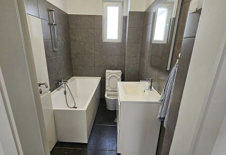 Apartament 3 camere | Ultracentral | Renovat complet - Poză 7