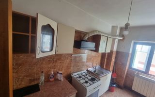 Apartament de inchiriat cu 4 Camere/ 110mp / Decomandat / Etaj 3/ Nicolina - Cug - Poză 10