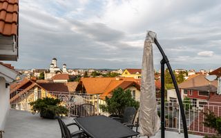 Apartament penthouse cu 5 camere | 2 băi | Terasă | Calea Dumbrăvii - Poză 6
