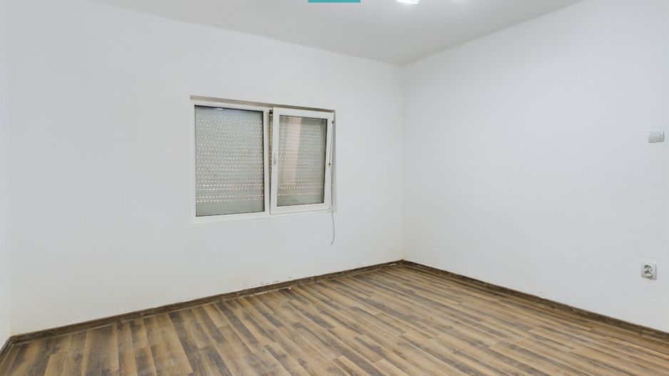 Casă tip duplex cu teren generos în Dezna - Poză 8