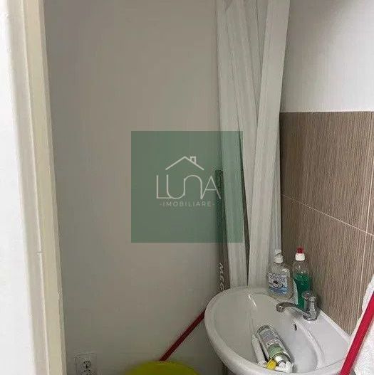 Spațiu comercial de închiriat – Tudor, vad excelent - Poză 3