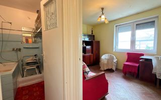 Apartament 2 camere Republicii Etaj III - Carei - Zona Blocul Verde - Poză 8