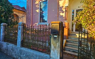 Casă cu arhitectură interbelică, 5 camere, teren 409 mp – Central - Poză 2