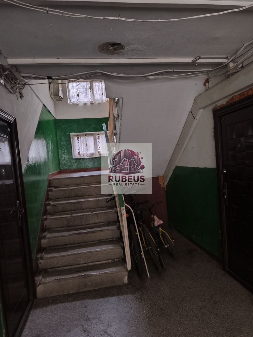 Mic la întreținere, bun la randament: apartament în Orșova - Poză 4