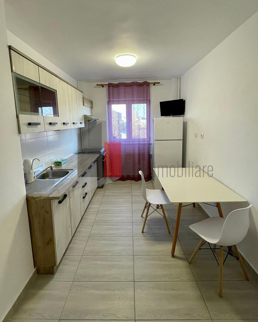 Închiriere apartament 2 camere Calea Văcărești - Poză 2