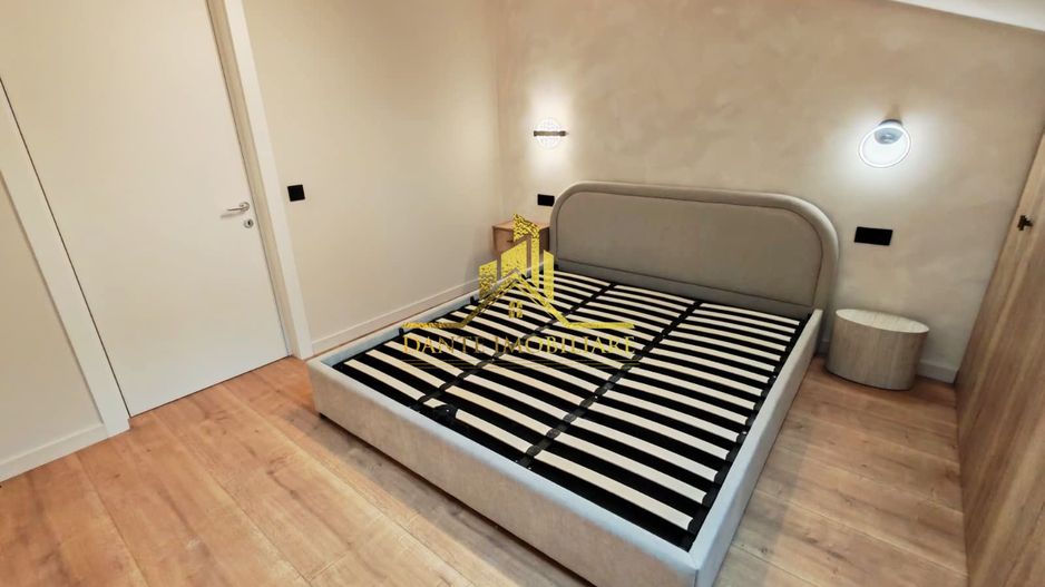 Casa, 3 camere, 2 bai, TOTUL NOU, ultrafinisata, parcare, Central - Poză 3