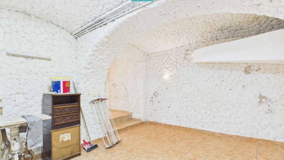 Spațiu comercial  de 29 mp cu vad ultracentral - Poză 2
