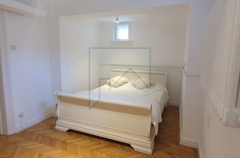 Vanzare Vila 5 camere Domenii - Poză 12