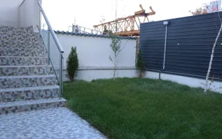 3 CAMERE LA PARTER CU CURTE PROPRIE DE 57MP,  2 BAI, POZITIE PE SUD, COMISION 0% - Poză 12