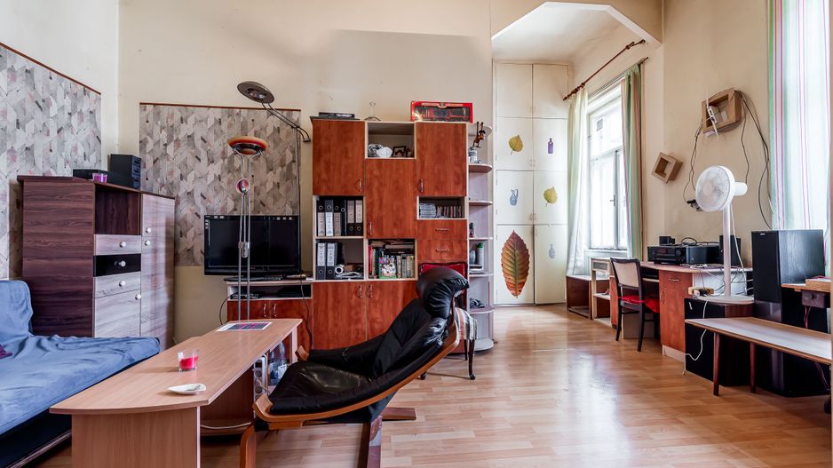 Apartament 98 mp pe bulevardul Decebal, fatada renovata Comision 0 - Poză 3