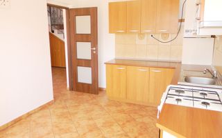 Vila mobilata si teren 1200mpBrasov-Harman - Poză 9