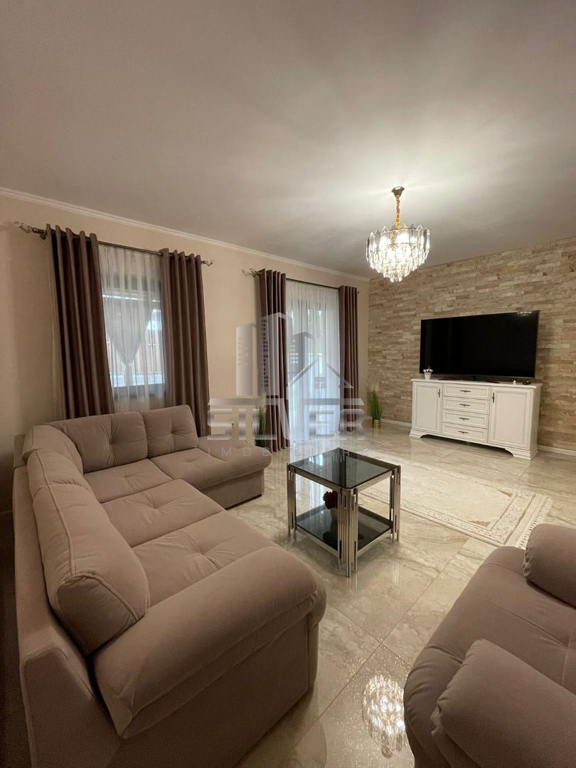 Casa tip duplex la 5 minute de Baza Sportiva. - Poză 3