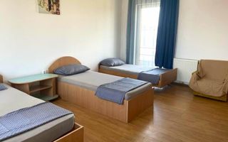 Apartament de 3 camere, bun pentru investitie ! - Poză 2