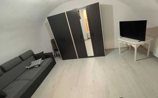 Apartament cu o cameră ultracentral de închiriat - Poză 2