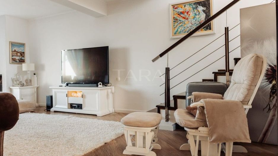 Casa Ideală în Cartier Europa – Locuință sau Afacere - Poză 1