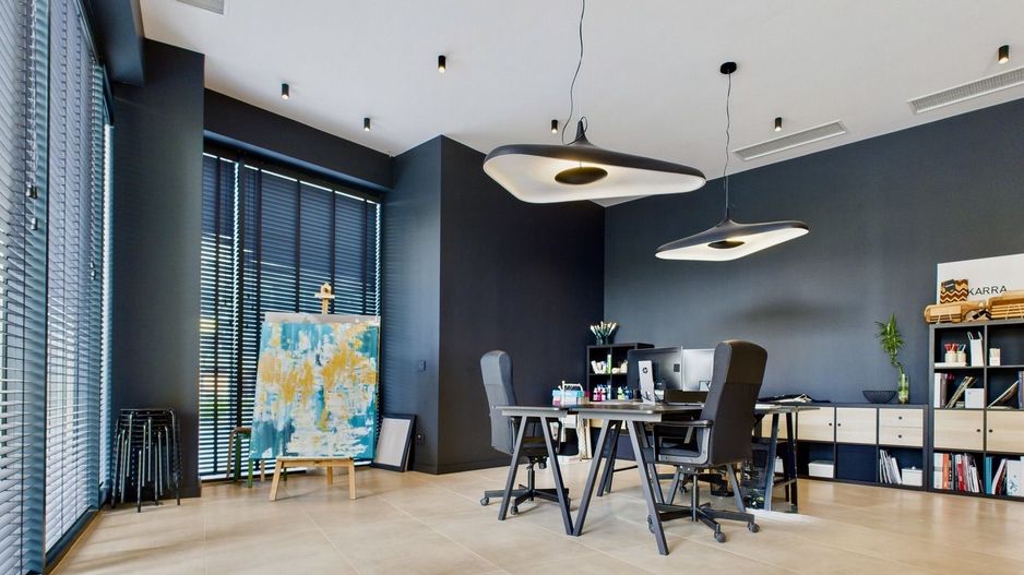 Spațiu comercial de închiriat la City of Mara - Birou/Showroom - Poză 3