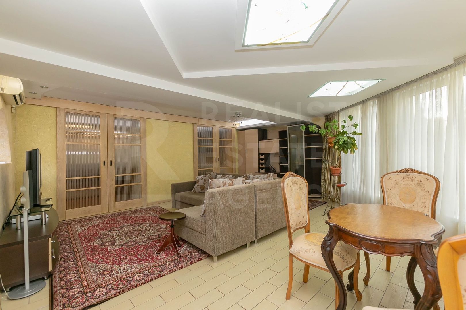 Chirie, apartament, 3 camere, str.  Alexandru Hâjdeu, Râșcani - Poză 1