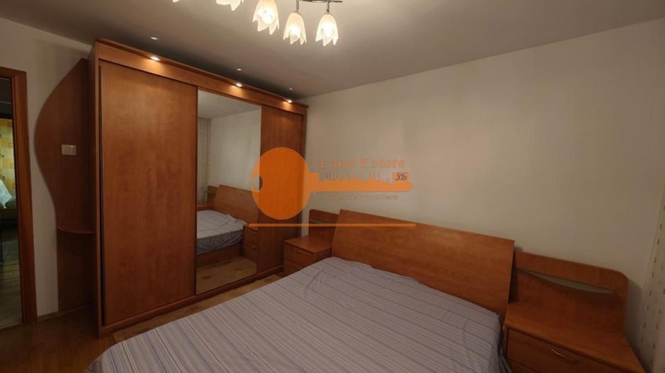 Apartament cu 3 camere in zona Teatrul Masca - Poză 10