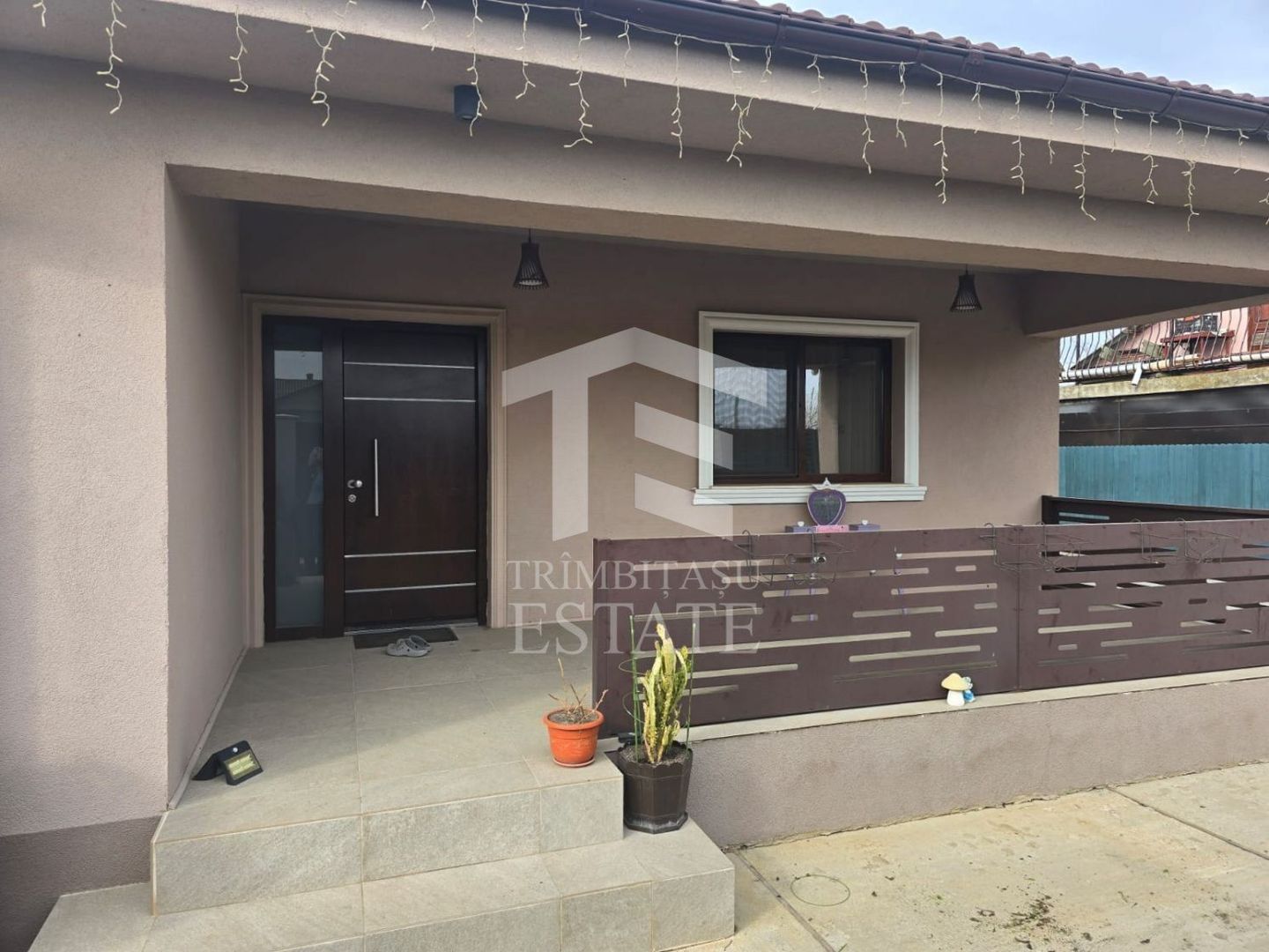 TUZLA - 3 camere | modern | lux | gata de mutat | complet mobilata - Poză 11