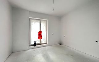 Apartament 3 camere, etaj intermediar, ansamblu nou Calea Surii Mici - Poză 3