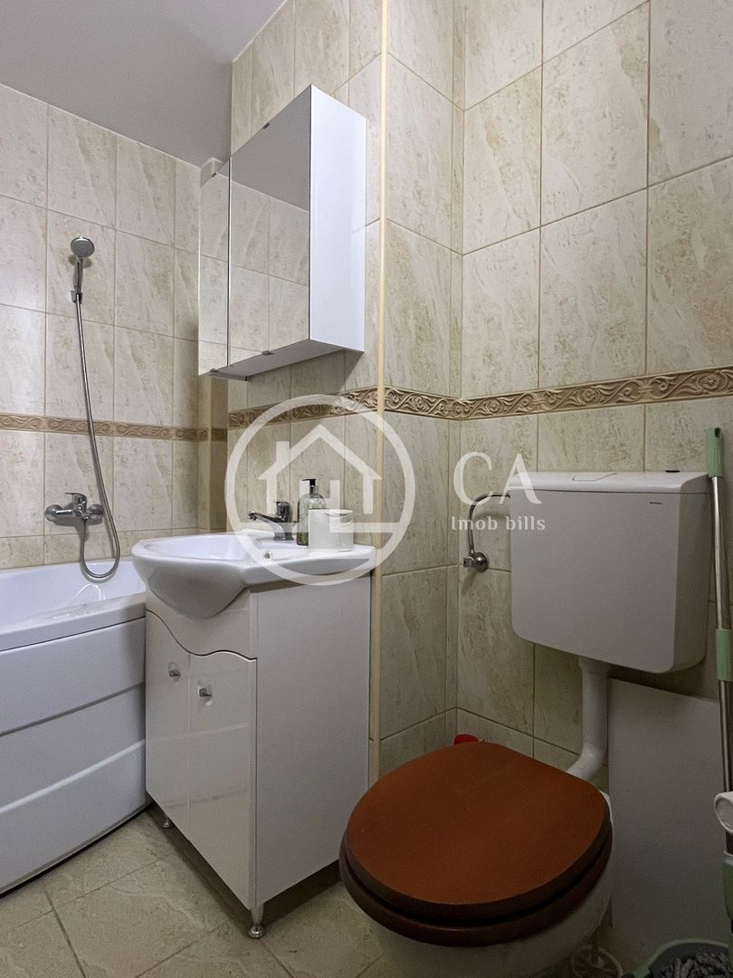 Apartament cu 3 camere de vânzare in zona Cantemir, Oradea - Poză 11