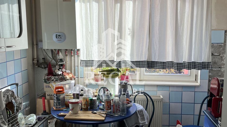 Apartament de vânzare – 2 camere, zona centrală, bloc H6 - Poză 3