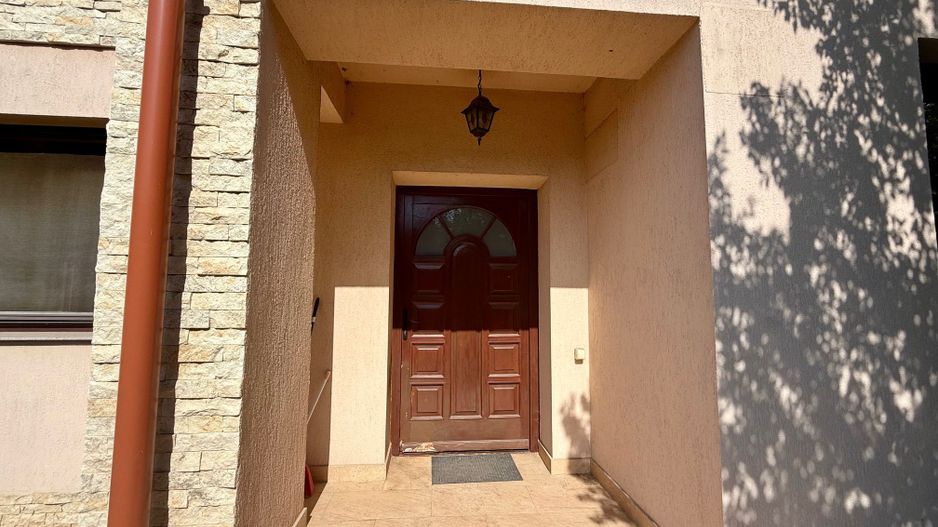 Vila 6 Camere de Vanzare I Mogosoaia - Poză 36