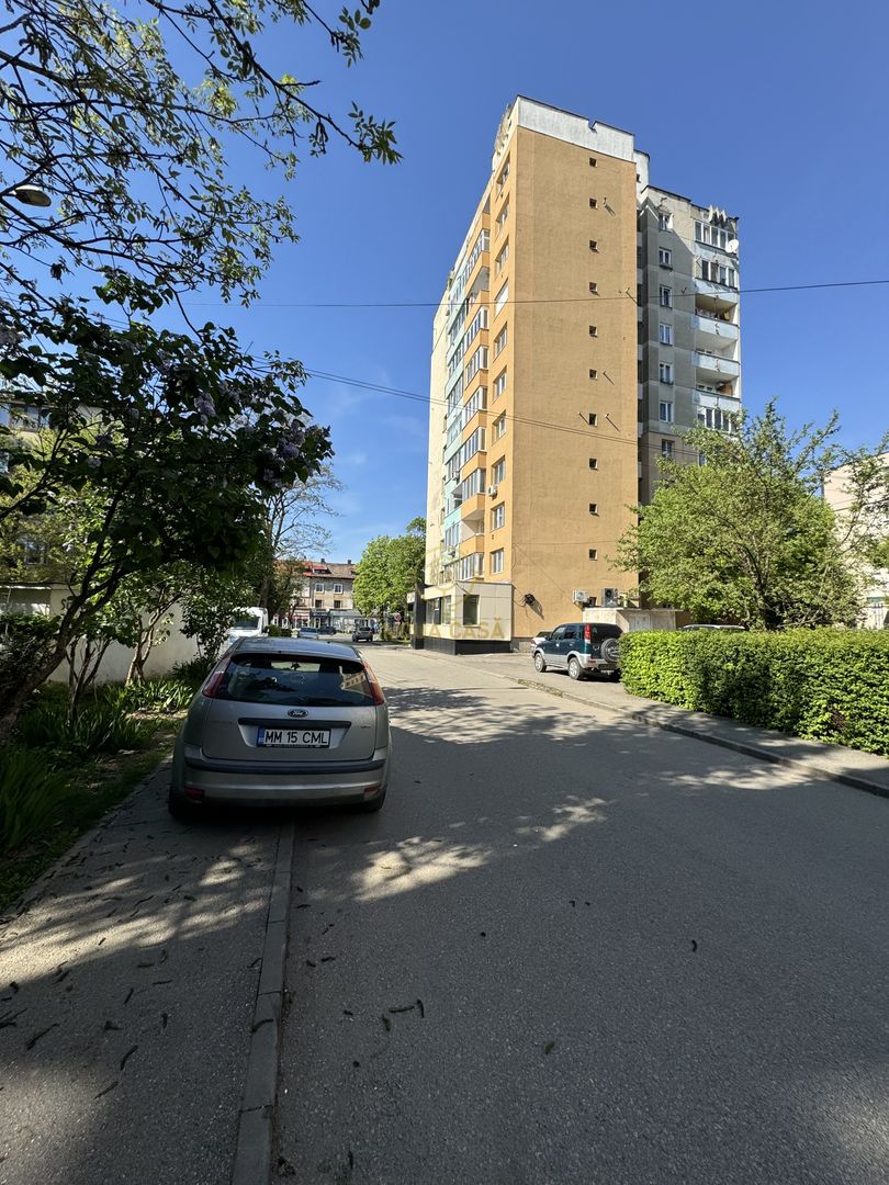 Apartament de inchiriat 3 camere -Decomandate/Zona Centrala - Poză 9