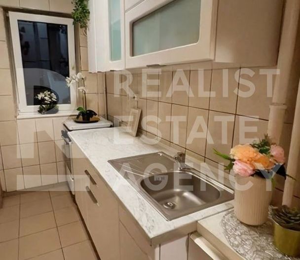 Vânzare, apartament, 2 camere, mobilat, parcare inclusă, Berceni - Poză 5