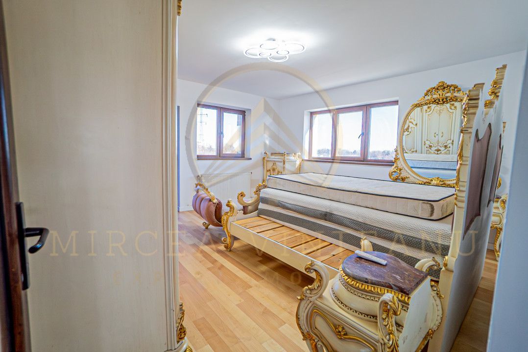 Lazu - Vila de vânzare compusă din P+1E+M. - Poză 28