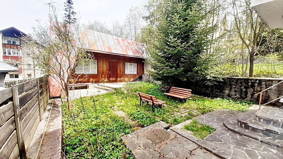 Predeal, casa de vacanta cu 5 camere si 630mp teren, 150000 euro - Poză 4