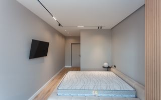 De închiriat apartament, 3 dormitoare + terasă, str. Teatrală 3, Centru. - Poză 18
