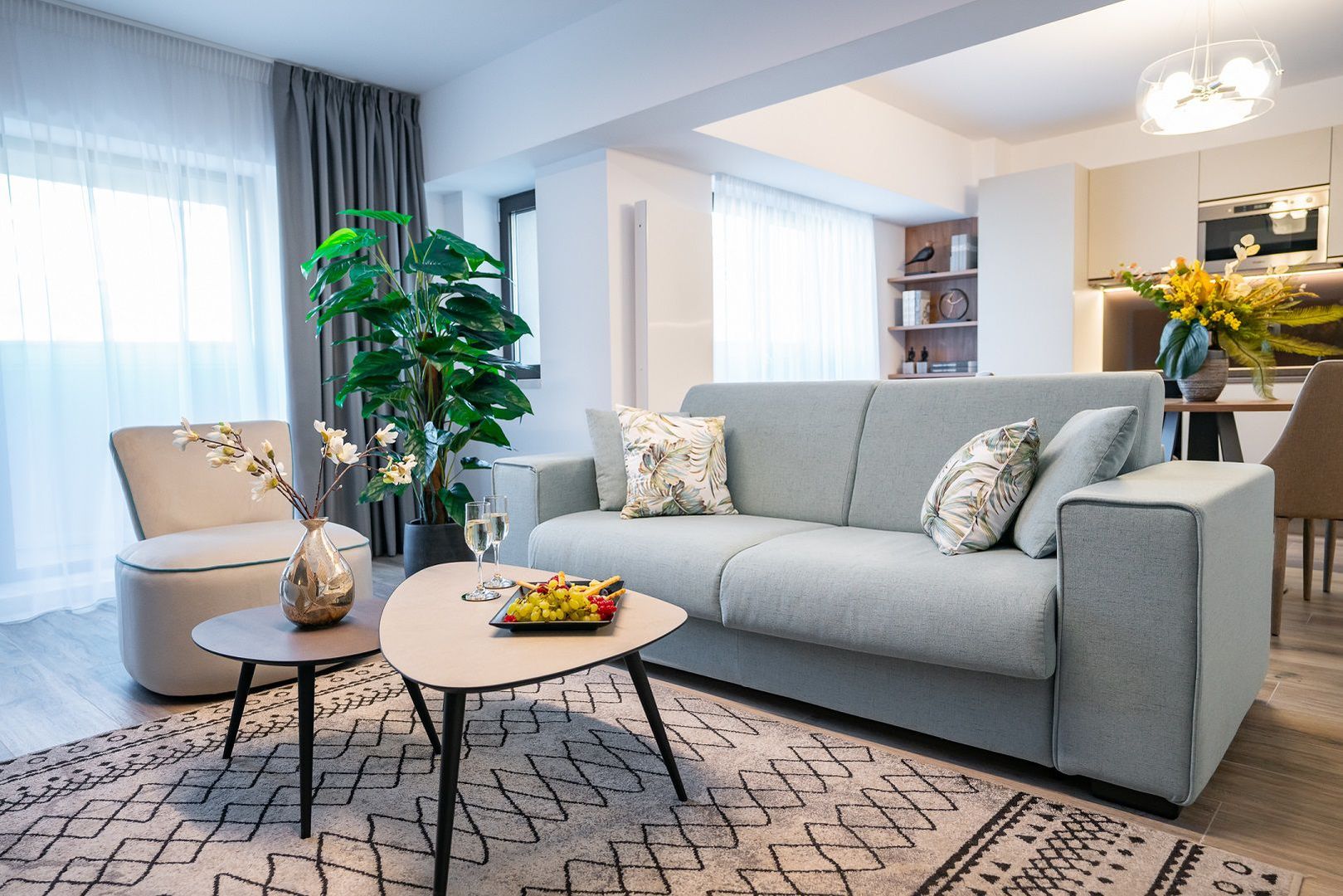 Aparthotel building Unirii B+GF+E+11 floors with 51 apartments, restaurant and SPA - Poză 22