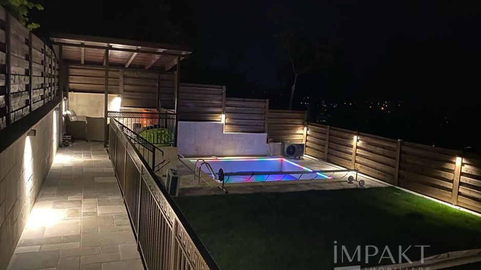 Vila cu piscina spre inchiriere in cartierul Gruia! - Poză 14