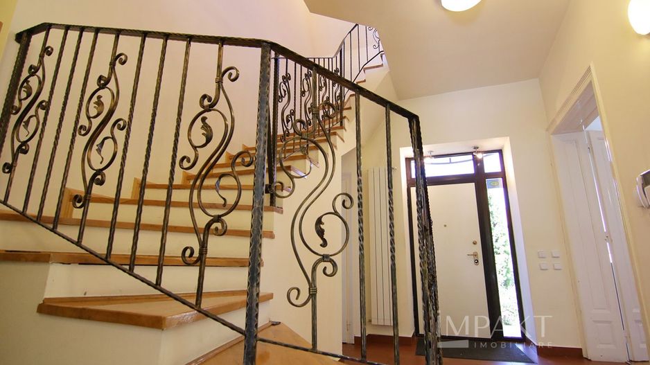 Casa individuala situata la 2 minute de Parcul Engels ! - Poză 47