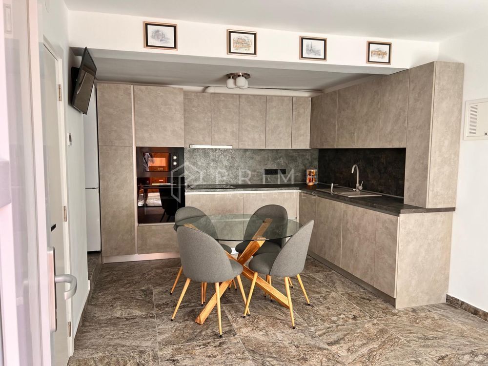 ULTRA-CENTRAL | Ideal Studenți UMFST | Apartament Premium - Poză 6