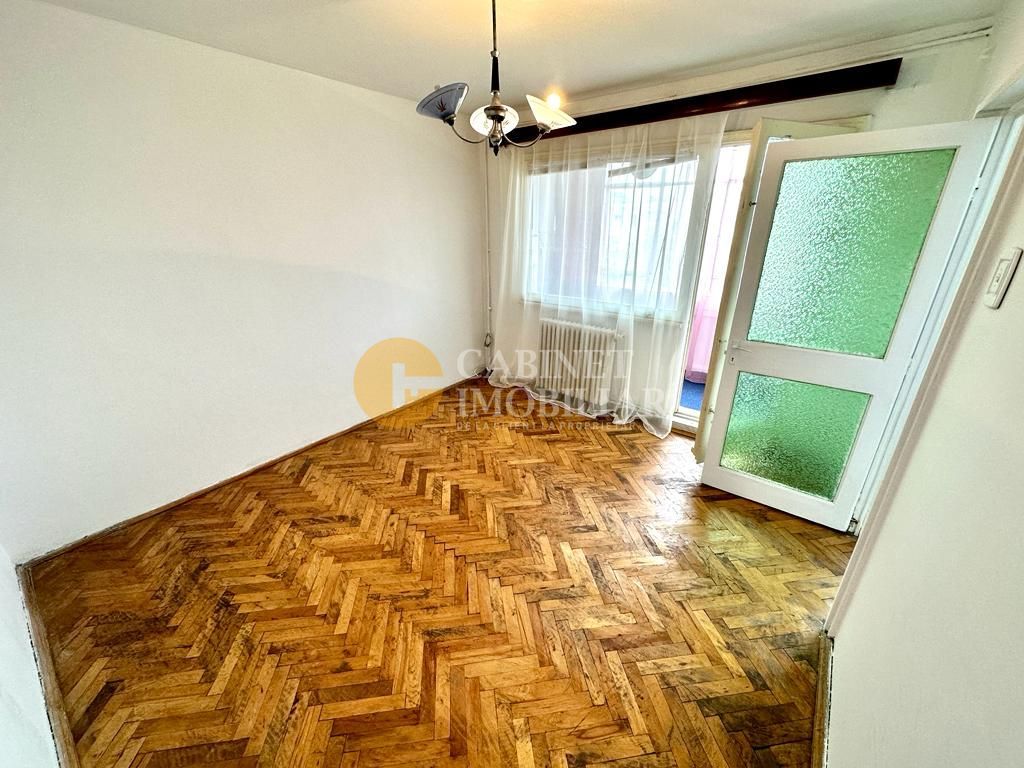 Apartament cu 2 camere la bulevard - 50mp - Bloc fara risc - Podu ros - Poză 1