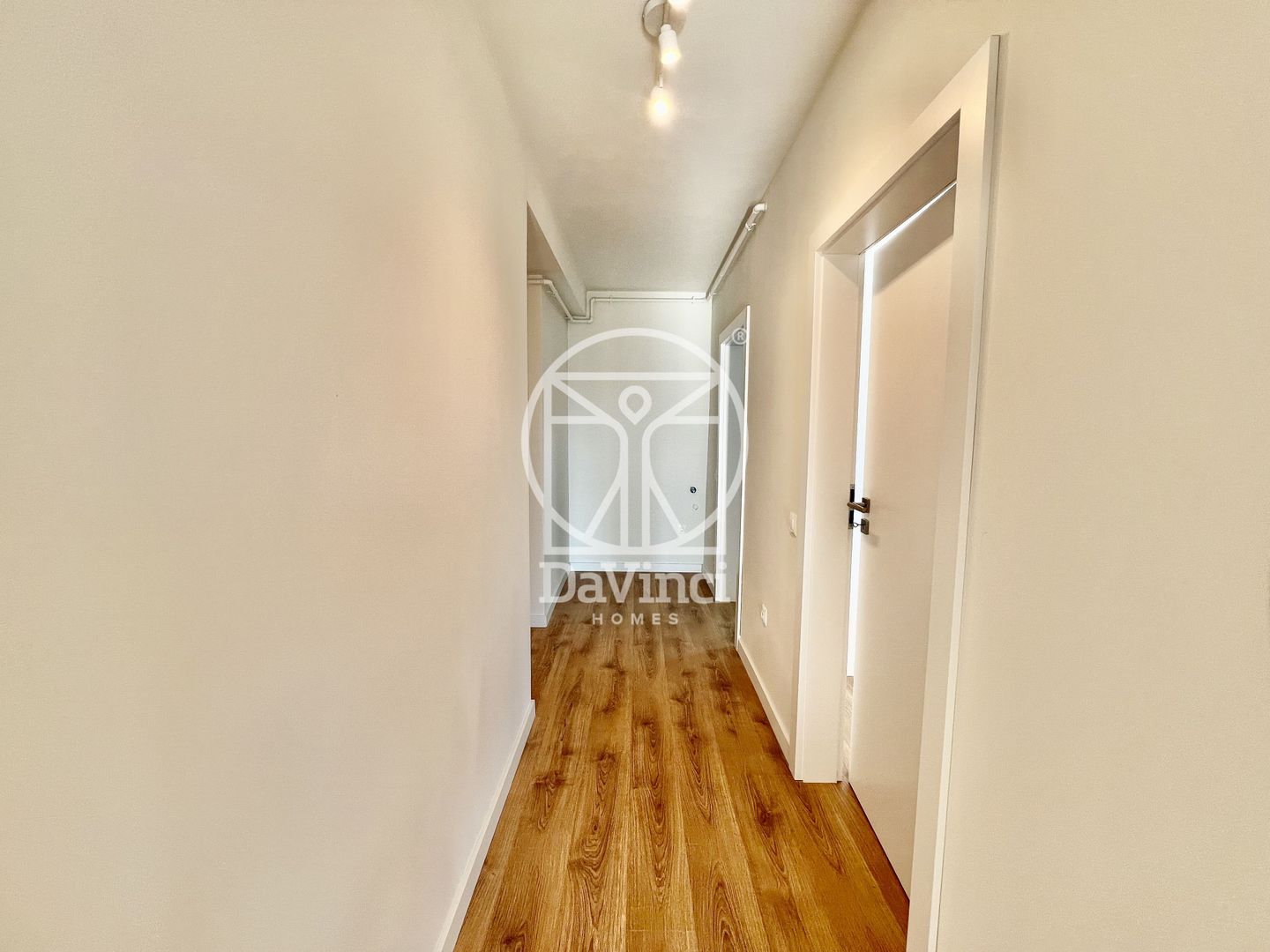 Apartament 2 camere - finisat la cheie, intabulat, contoare montate - Poză 8