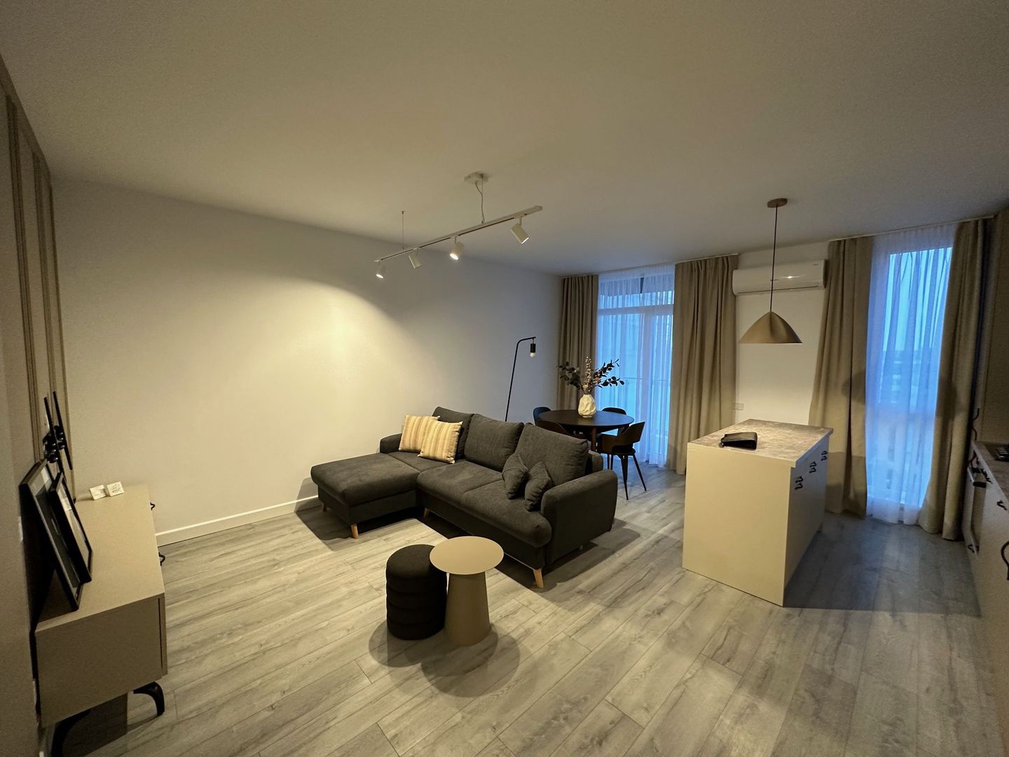 Apartament 2 camere cu parcare subterana - Poză 5